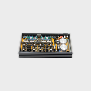 Ground Zero GZPA 4SQ – Amplificador 4 Canais High Performance SQ 1400W