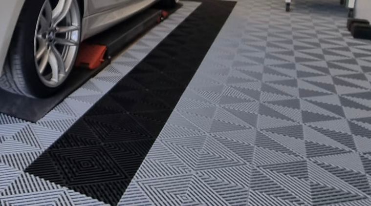 Piso para Oficina em PP 33,3x33,3cm - Resistente e Modular