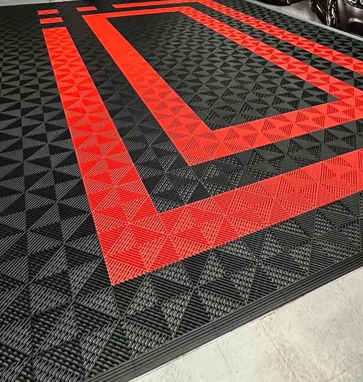 Piso para Oficina em PP 33,3x33,3cm - Resistente e Modular